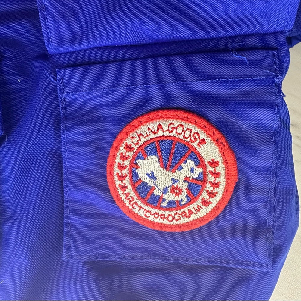 Pet Winter Parka - Faux Fur Hood & Pockets - Blue - Size Large (30cm) - Picture 10 of 15